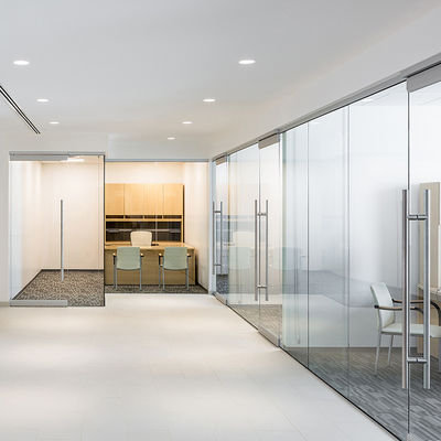 Pembagian Kaca Komersial yang Tidak Bisa Mendengarkan Suara