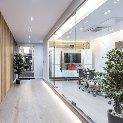 Aluminium Frame Kaca Cubicle Dinding Dimensi Disesuaikan Dengan Pintu