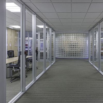 Aluminium Profil Frame Kaca Partisi Tembok Kantor Disesuaikan Tembok Partisi