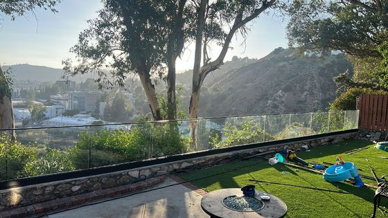 Deck Frameless U Channel Glass Railing Powder Coating Untuk Perumahan