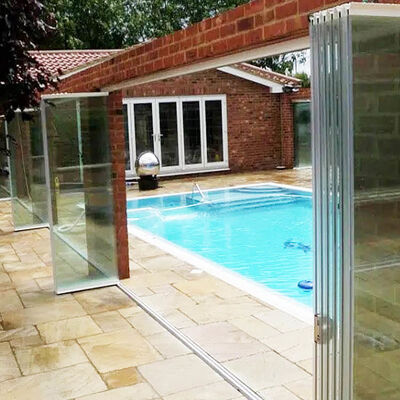 Pintu Kaca Laminasi Tempered 5+5mm Geser Lipat Ganda Aluminium Transparan Untuk Partisi Balkon