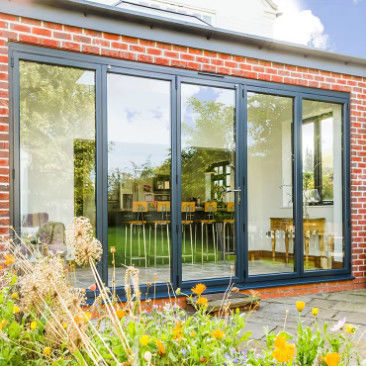 Rumah yang dapat disesuaikan Aluminium Pintu Lipat Kaca Laminasi Dengan Genggam yang Dapat Dikunci