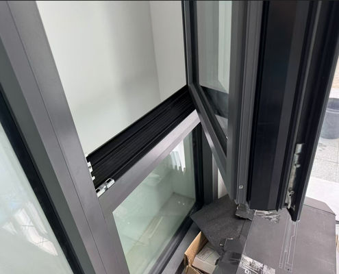 Aluminium Swing Sash Window Fluorocarbon Spraying Dengan Kaca Laminasi