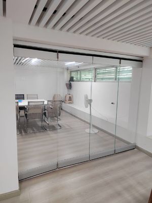 Tifoun Resistance Aluminium Pintu Lipat Disesuaikan Tempered Glass Pintu Lipat