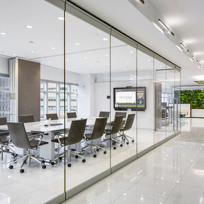 Customized 8mm Glass Partition Pintu tahan debu dan isolasi suara