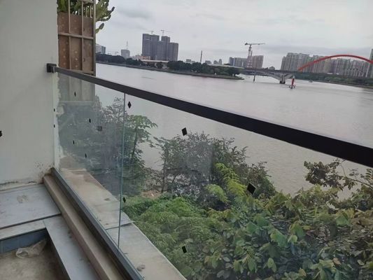 Aluminium tanpa bingkai U Channel Glass Railing U Channel Balustrade