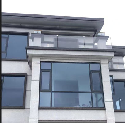 Powder Coating Aluminium U Channel Glass Railing Untuk Lingkungan Bangunan