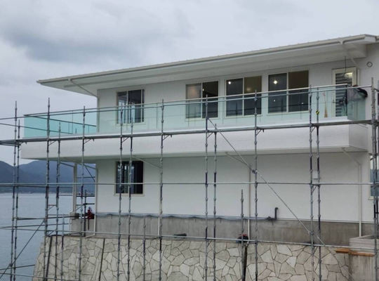 LED Cahaya Kaca Balustrade Aluminium Desain Balok Modern Frameless Tempered Glass Balkon Luar Balkon