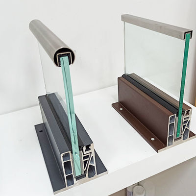Benar Keamanan Aluminium U Saluran Kaca Railing Powder Lapisan Aluminium Kaca Balustrade