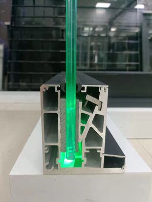 12mm Tangga Tanpa Bingkai Kaca Balkon Balok U Channel Dengan Lampu LED