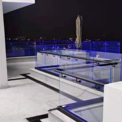 Stabil Tempered Glass Balkon Balustrade Kaca U Channel Sistem Dengan Aluminium Handrail
