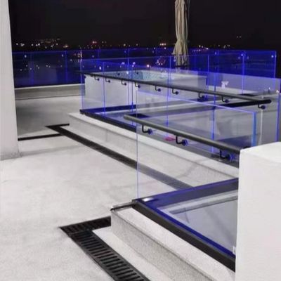 Modern Glass Deck Railing Outdoor Tempered Glass U Channel Tanpa Bingkai Balkon Balustrade 12-20mm