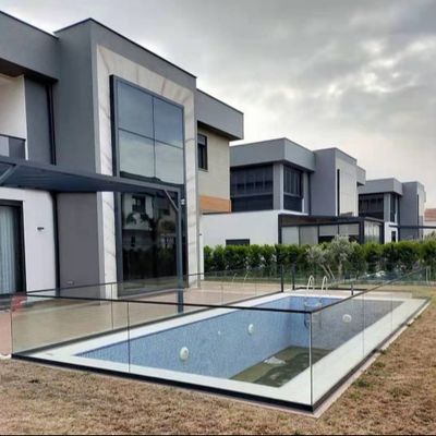 Pemandangan Terbuka Balkon Balustrade Balustrade Kaca U Saluran Dengan Lampu LED