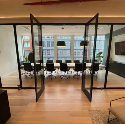 Insect Screen Aluminium Swing Door dengan Double Tempered Clear Glazing dan Automatic Opening