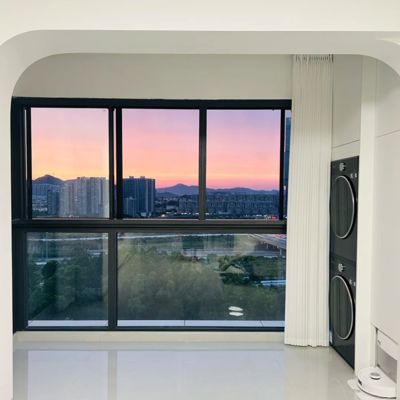 Customized Double Glazing Black Frame Aluminium Sliding Sash Windows dengan desain hardware stainless steel