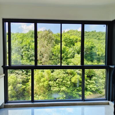Customized Double Glazing Black Frame Aluminium Sliding Sash Windows dengan desain hardware stainless steel