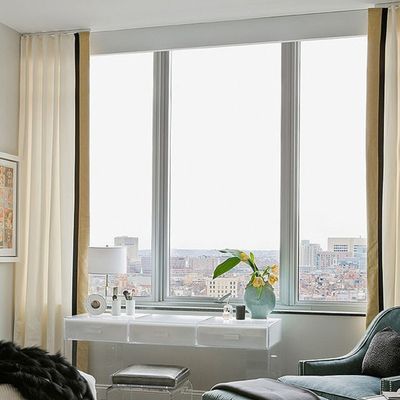 Jendela Geser Ganda dengan Kerangka Alloy Aluminium dan Kaca Terisolasi untuk Umur 50 Tahun