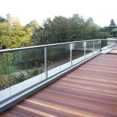 Sistem Balustrade Handrail Glass dengan Profil Aluminium U-Channel 12