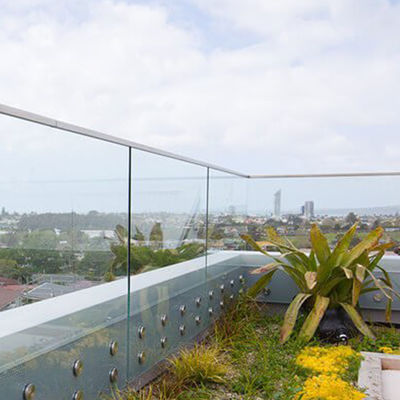 Baut Penahan Kaca Stainless Steel 304 316 Sistem Pemasangan Rel