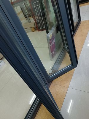 Pintu Lipat Aluminium Tahan Korosi Pintu Termal Break Pintu Bifold Aluminium Slimline