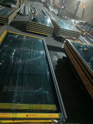 Kerangka tebal pintu lipat kaca interior tahan debu mudah dibersihkan