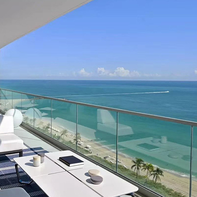 Anti Hurricane Safety Tempered Laminated Glass Exterior Railing Balustrade Untuk Balkon